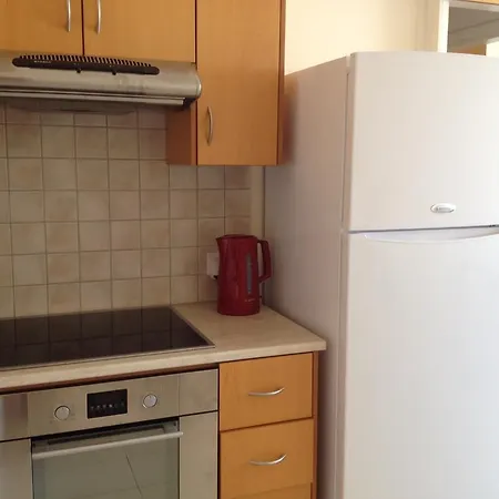 Narkissos Apartment